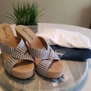 Splendid Chambray Sandals